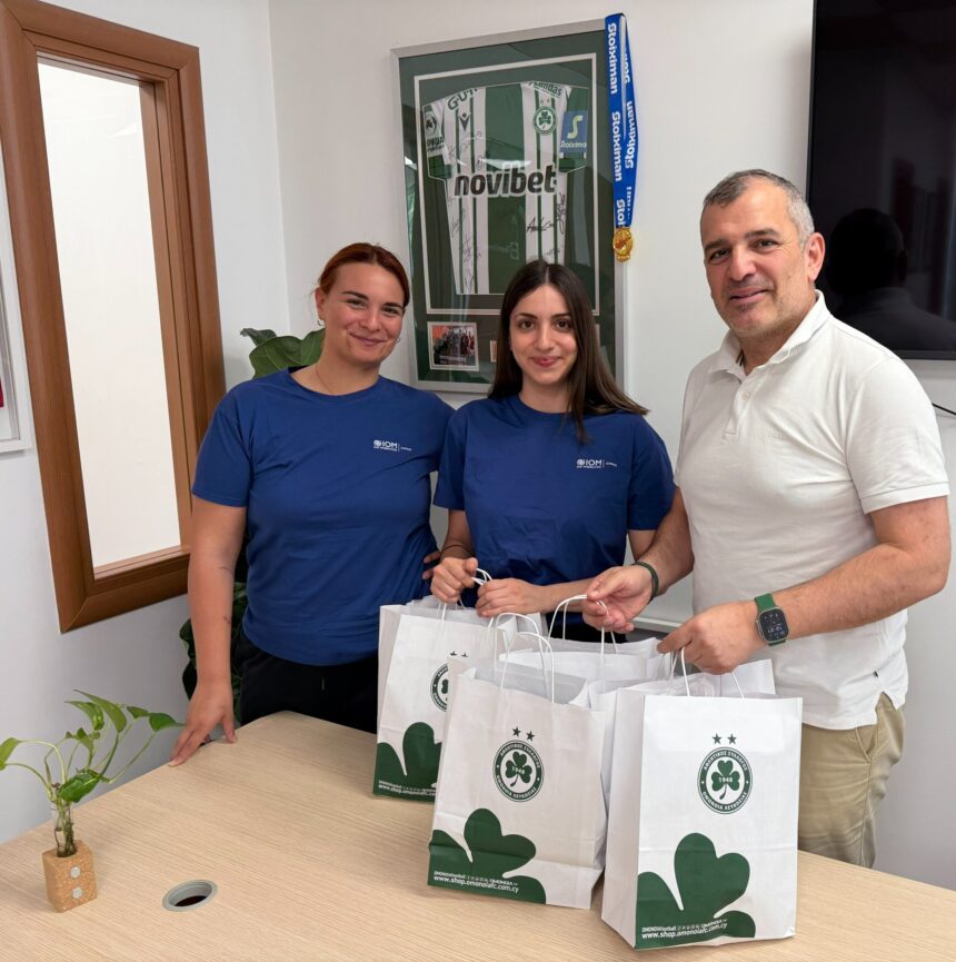OMONOIA Foundation Supports Refugee Children with Football Donations