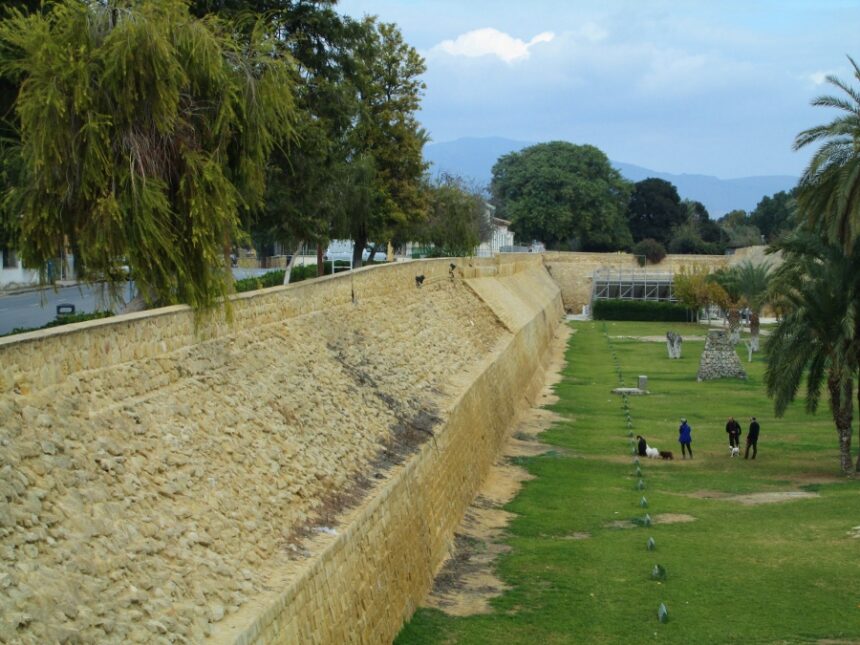 ETEK Proposes Nicosia Moat as Linear Park Connecting Historic Gates