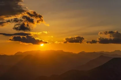 Heatwave Cyprus 38C Forecast with Isolated Storms
