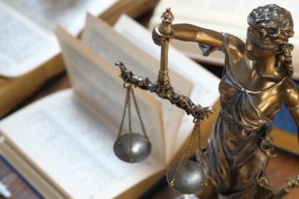 Outstanding Common Expenses Do Not Prevent Title Transfer