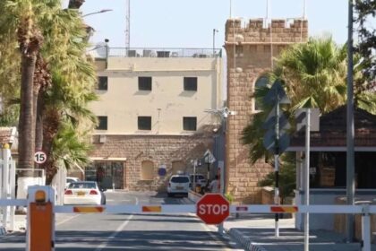 Nicosia prisons: Police Prepare to Arrest Inmates Following Fire at Nicosia's Central Prisons