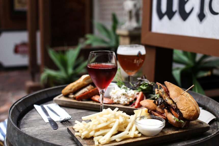 Best Cyprus Wines to Pair with Burgers