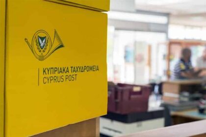 Parcel Delivery Tops Satisfaction Ratings in Survey