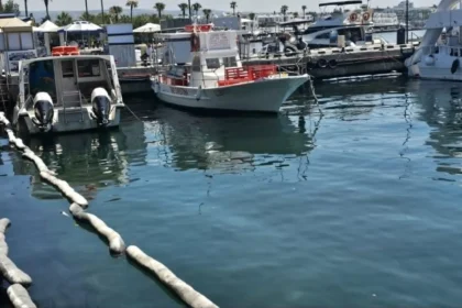 Severe Oil Spill Disrupts Kato Paphos Harbour After Tank Failure