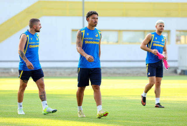 APOEL's New Era: Stafylidis and Limnios Set to Shine